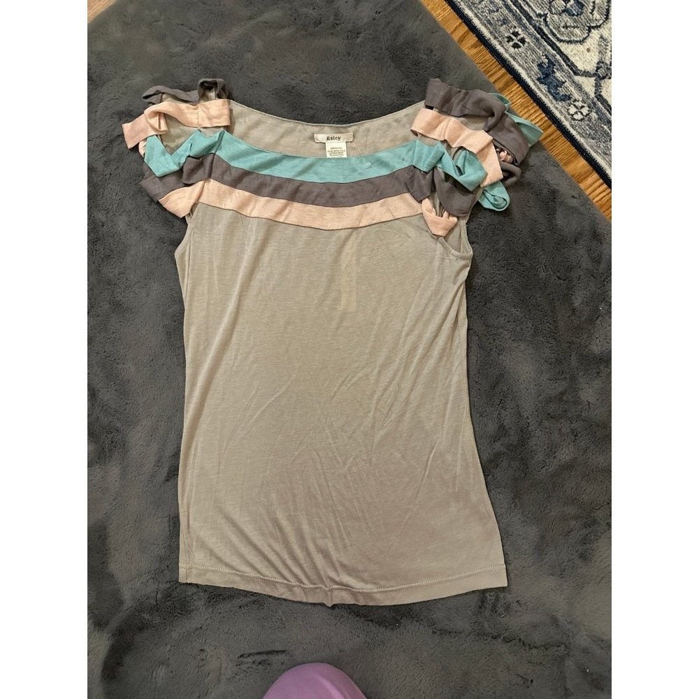 Ribbon sleeve top